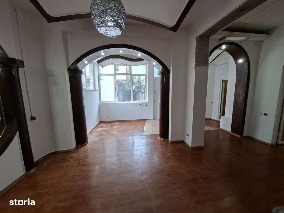 Piata Unirii, Calea Calarasilor, PROPRIETAR, vand casa P+M, 4 camere