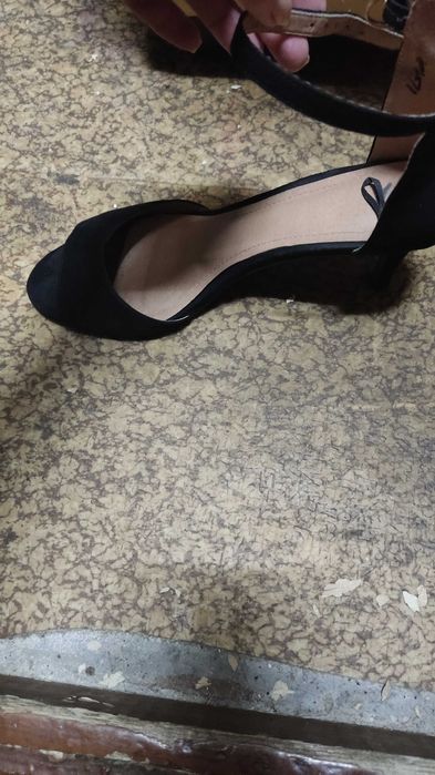 Обувь продам , босоножки