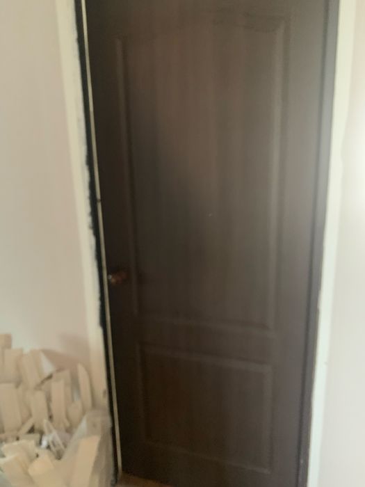 Двери межкомнатные б/у