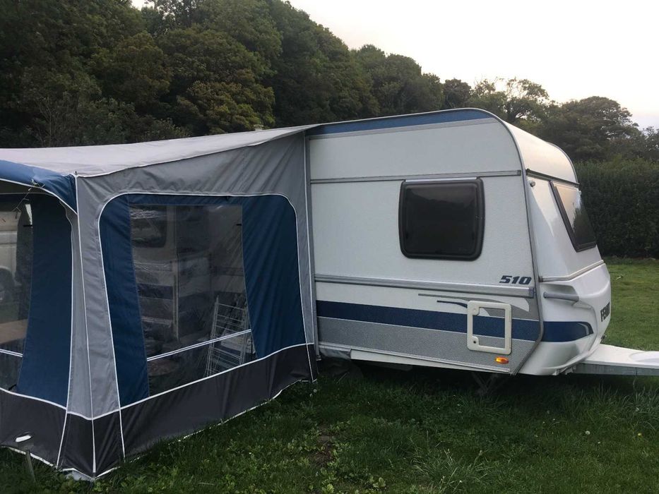 Cort  rulota Ventura Marlin / cadru usor din fibra / made by Isabella