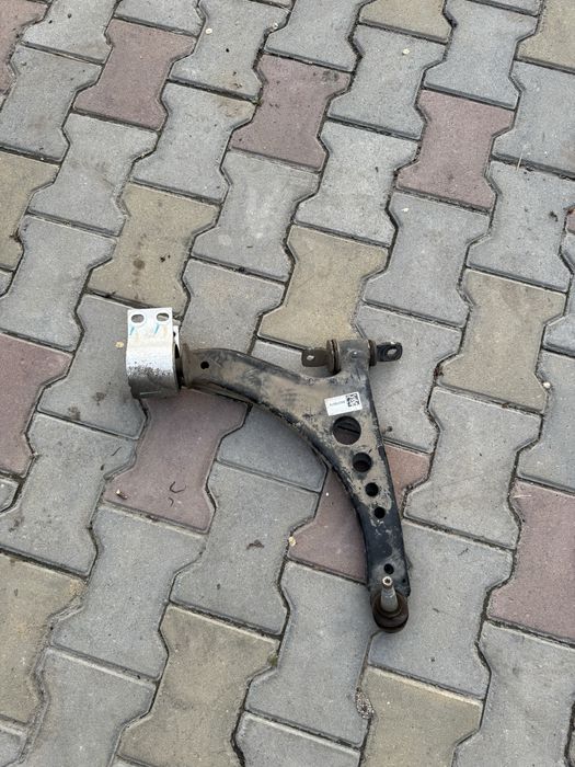 Рычаг передний правый Malibu 9