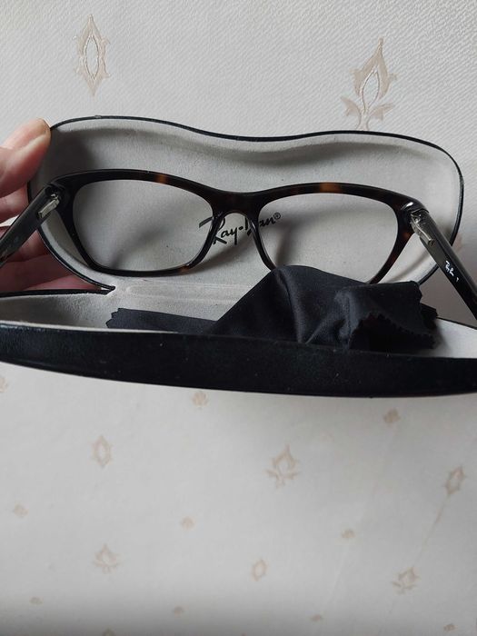 Escada/ BVLGARI/ Alberta FERRETTI Original.