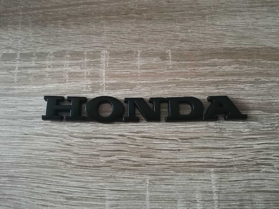 черен метален надпис Honda