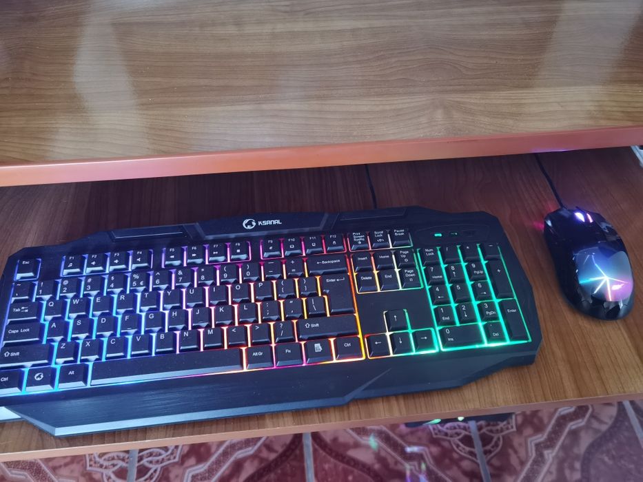 Super pret de sărbători! PC Gaming, Promoția expira pe 31. Asus X570