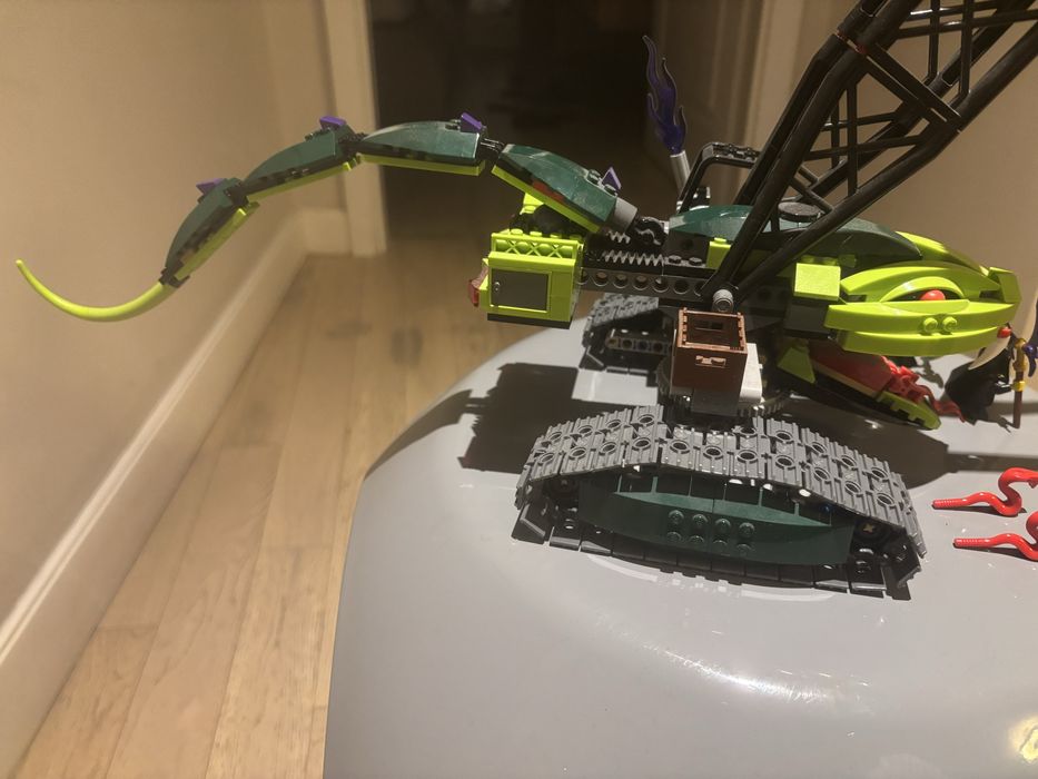 Lego Ninjago 9457 Fangpyre Wrecking Ball