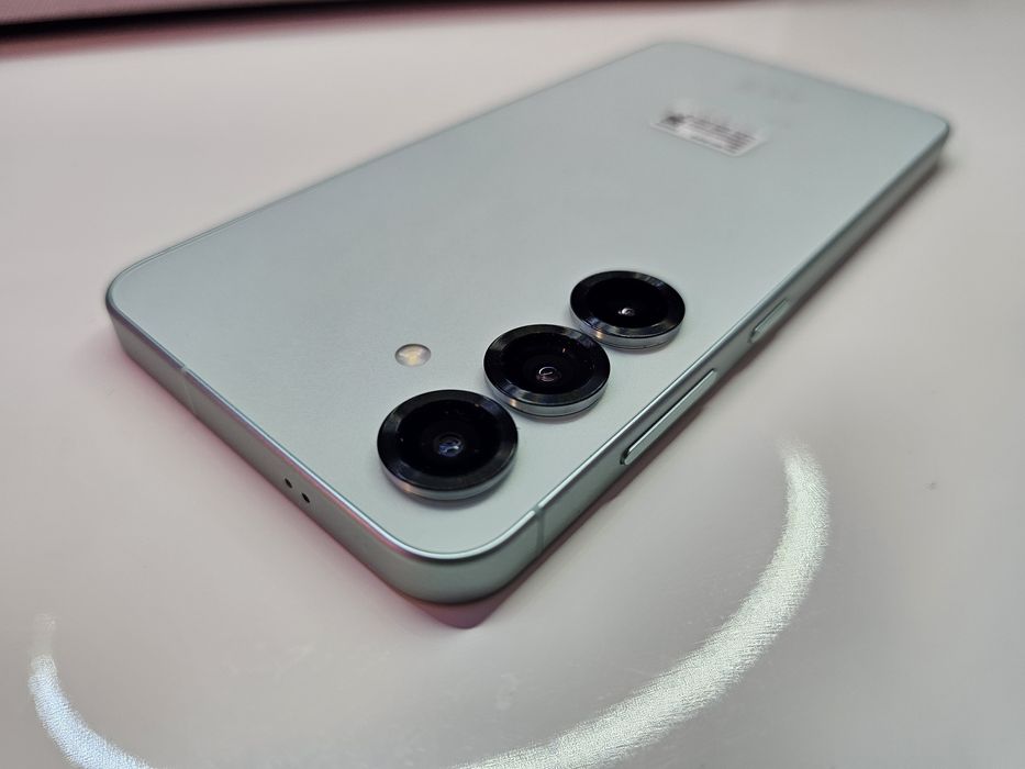 Samsung Galaxy S25 256GB Mint