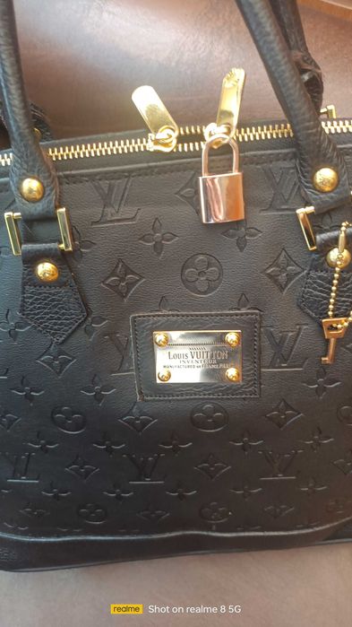 Дамска чанта Louis Vuitton за 60 лв.