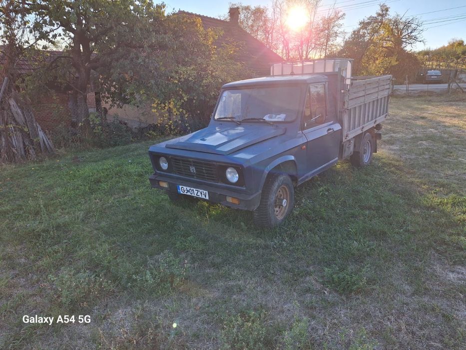 Camioneta Aro 320