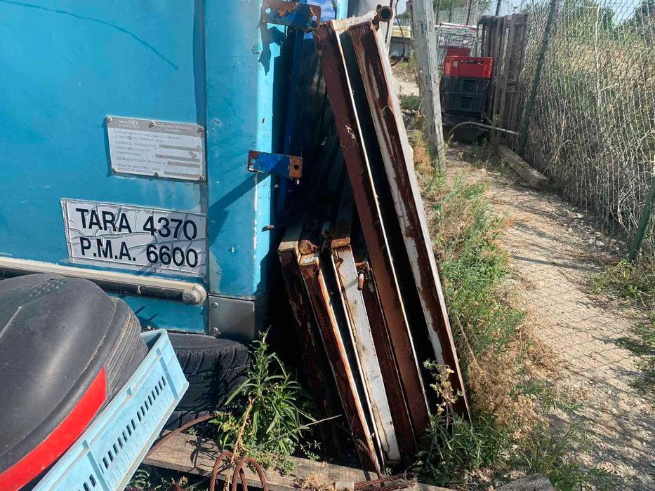 Гаражна врата метална тип хърмоника