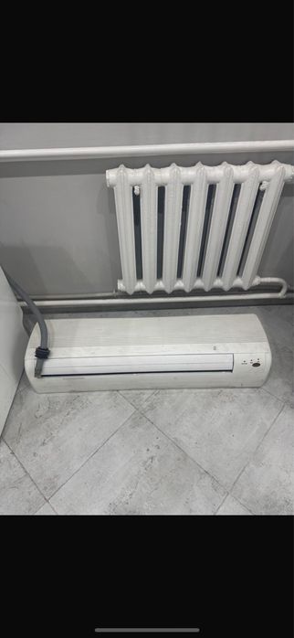 Кондиционер б/у продаю