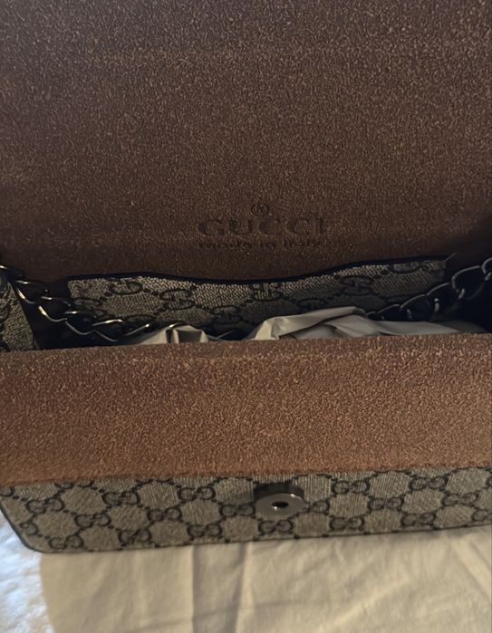 Чанта Gucci.