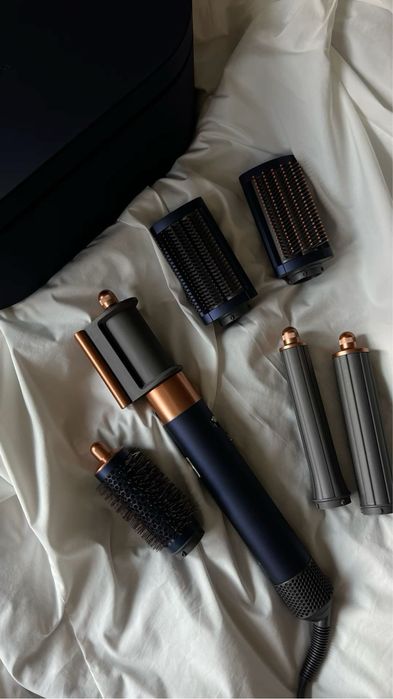 Продаю оригинальный DYSON