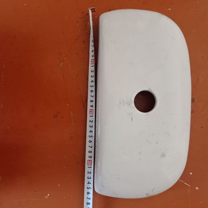 Крышка бачка бочка унитаза