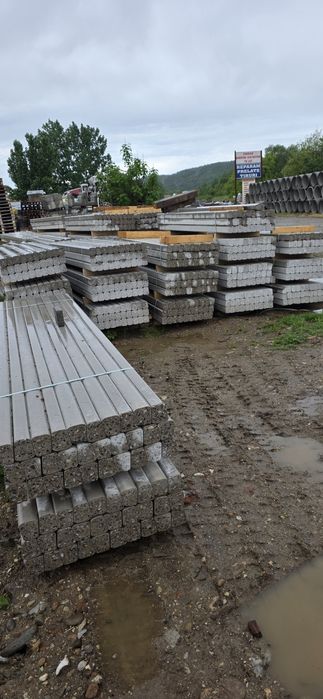 SPALIERI vie / Stalpi beton / gard beton / stenepi /