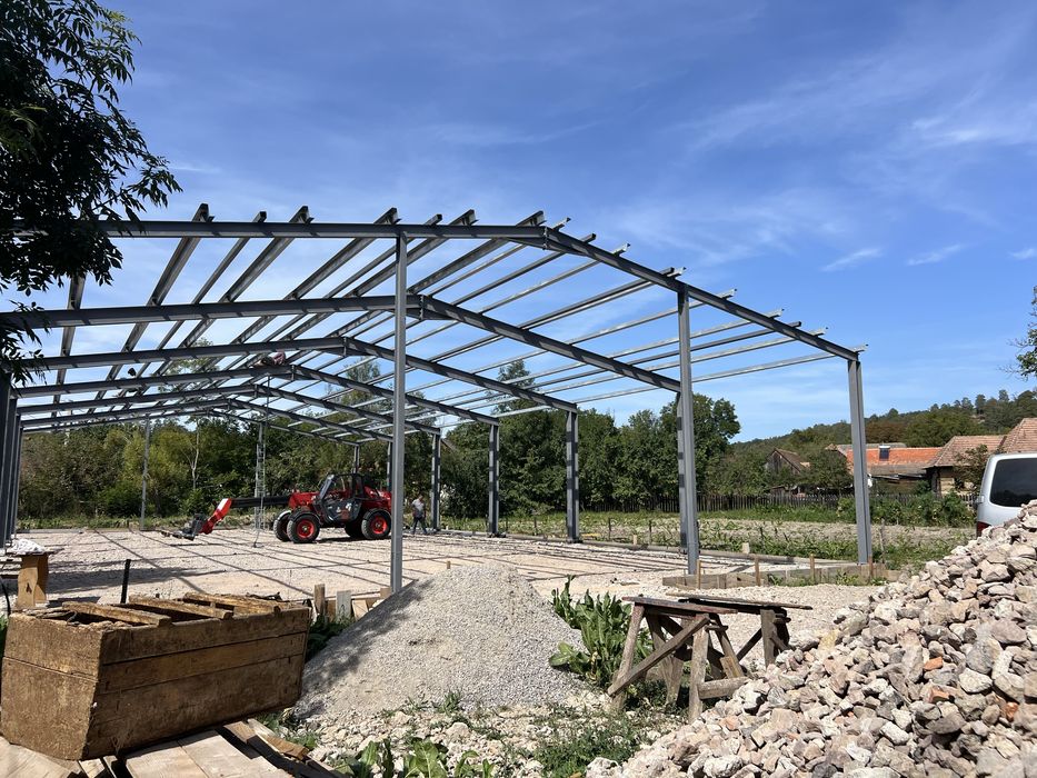 Vand hala metalica de 15 m x30 m x4 m