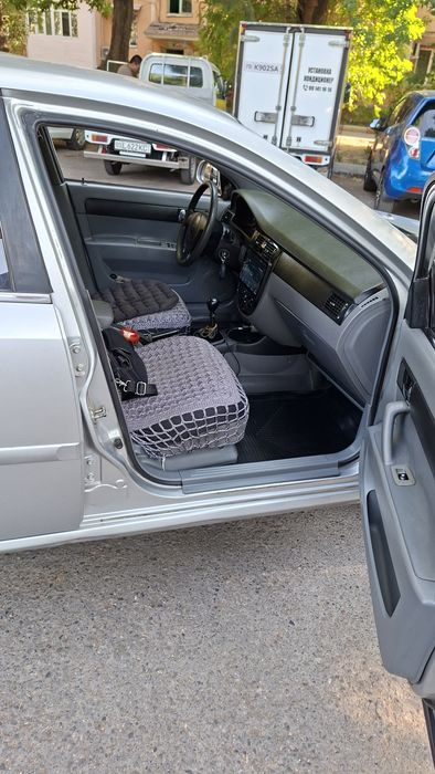 Продам Lacetti 1.8