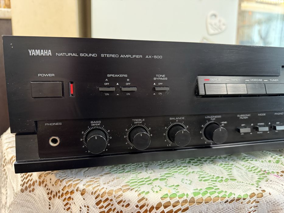 Yamaha AX-500 стерео усилвател