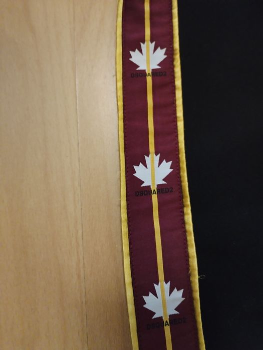 Черен панталон с кантове