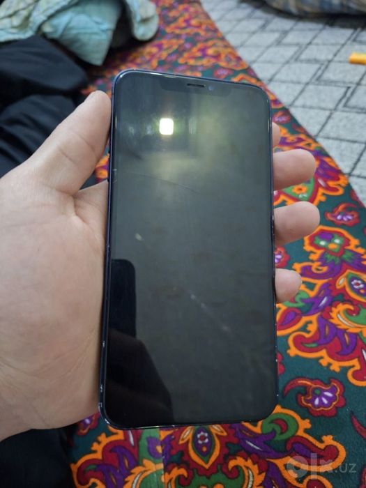 Iphone Xs max 17 pro max korpusda
