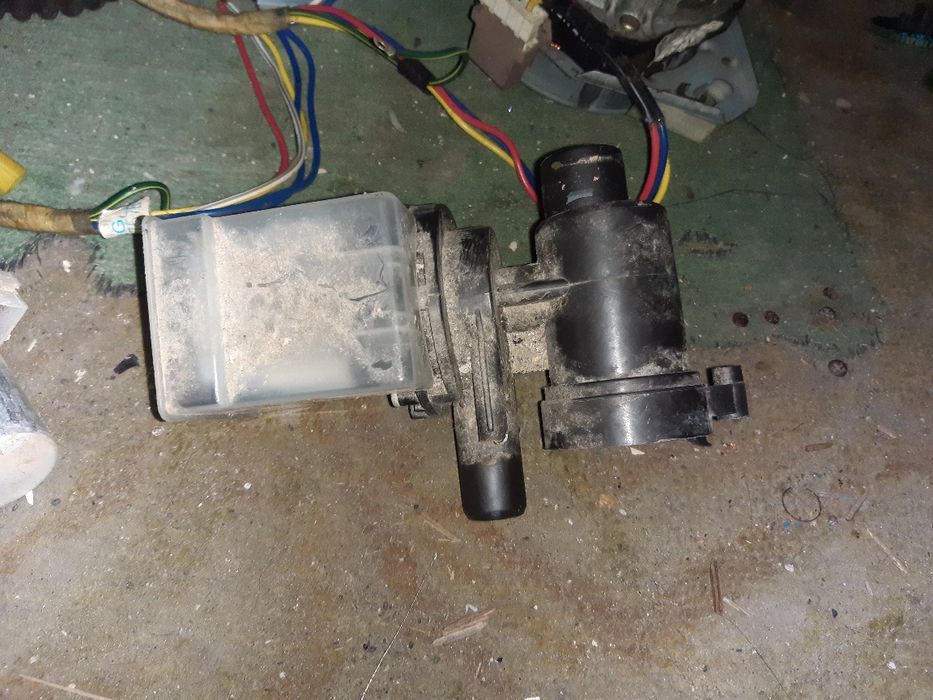 Запчасти на стиральную машинку