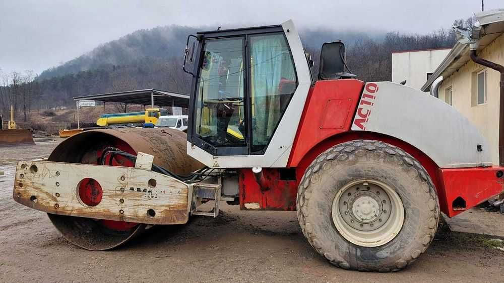 INCHIRIEZ Buldozere D5 si D6, Vole, Excavatoare 20/24 TONE, Compactoare 15/17TONE si Autobasculante 6X4/6X8 si Basculante cu cap semiremorca
