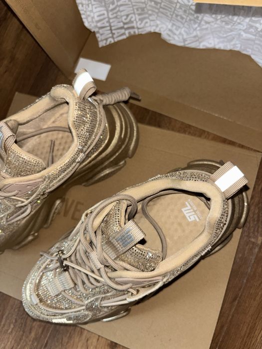 Steve Madden сникърси