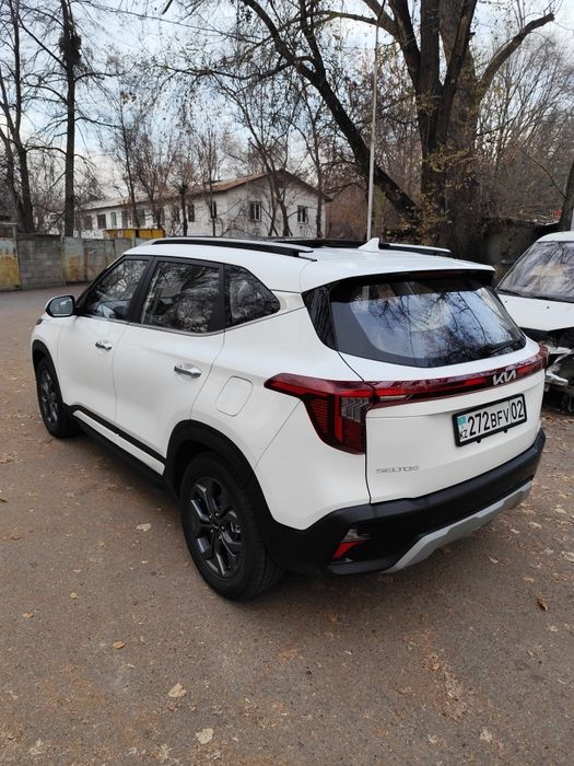 KIA celtas кроссовер