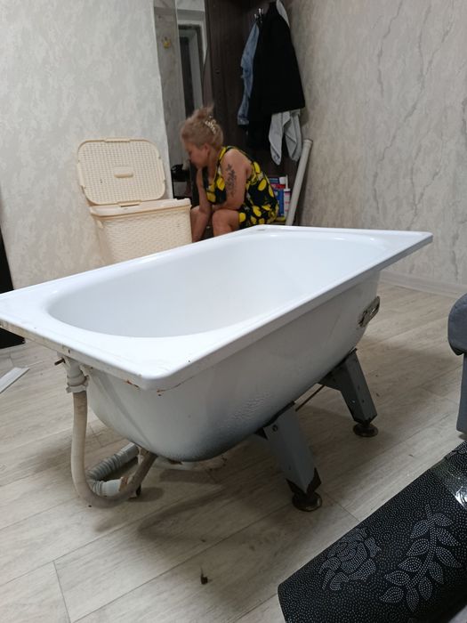 Продам срочно ванну