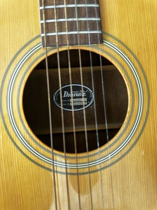 Ibanez акустическая гитара + жесткий кейс