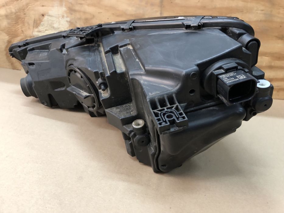 Far dreapta Full led Audi A4 B9 Facelift - 8W0941012