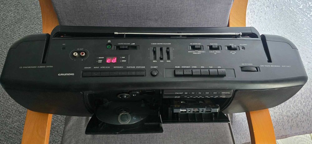 Radiocasetofon GRUNDIG RR 1900CD
