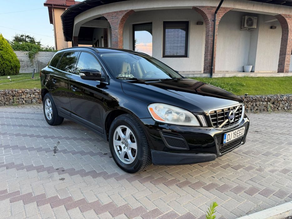 Volvo Xc 60 / an 2012 / euro 5 / 4x4 /