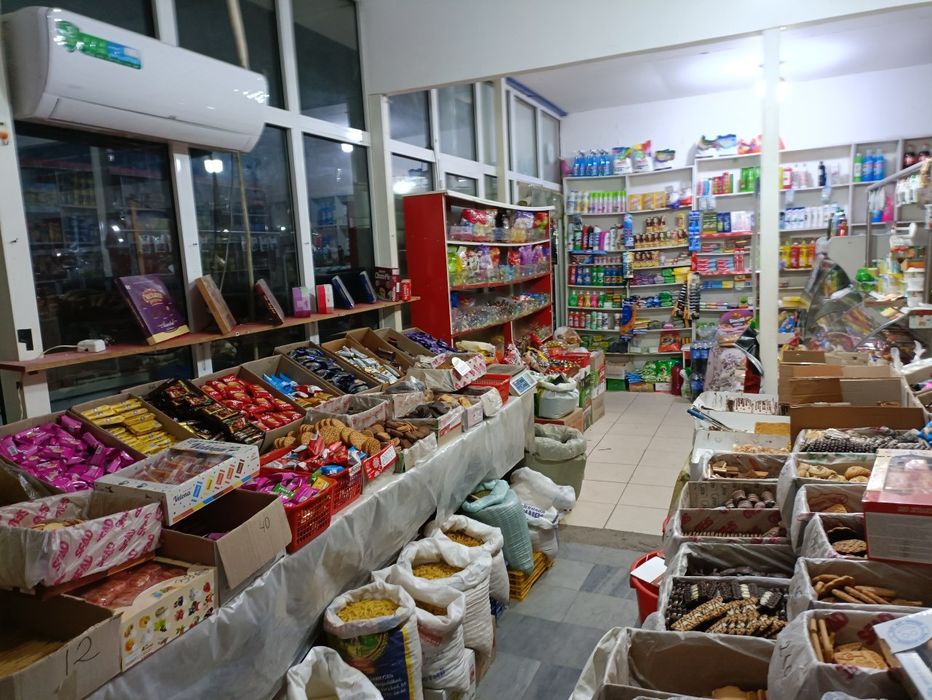 Magazin sotiladi yoki arendaga beriladi 9 bozordan