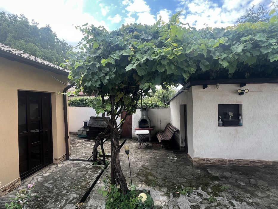 OCAZIE UNICA - Casa ultracentrala (Spate IML)