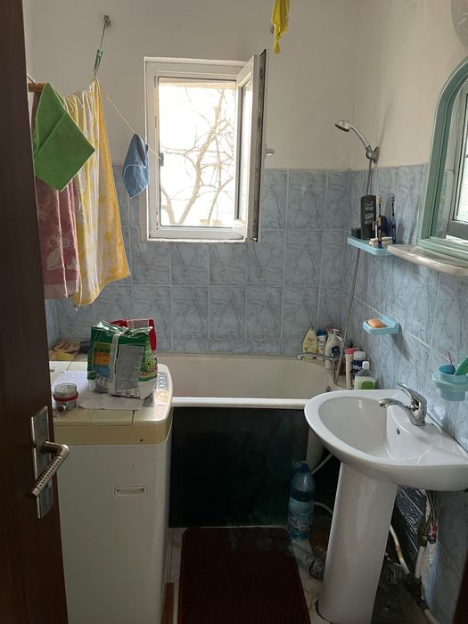 Vand Apartament  Focsani 2 camere etaj 1 – zona Gării– persoană fizică