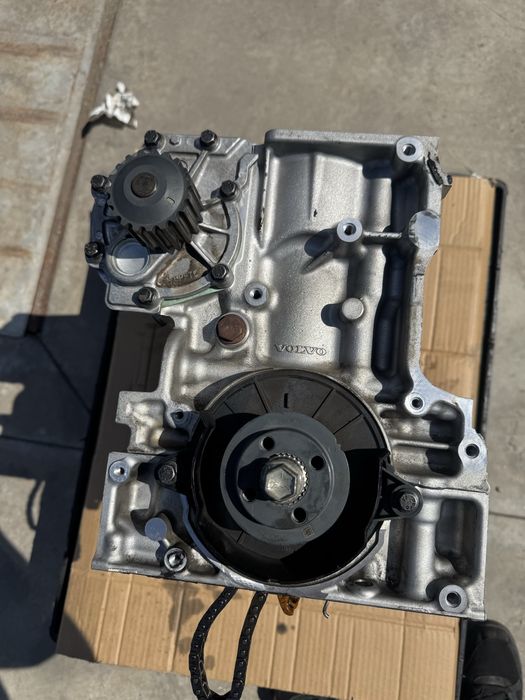 Bloc motor ambielat  Volvo V40 / S60 / V60 D4204T8 D2 2.0 Diesel euro 6 2019