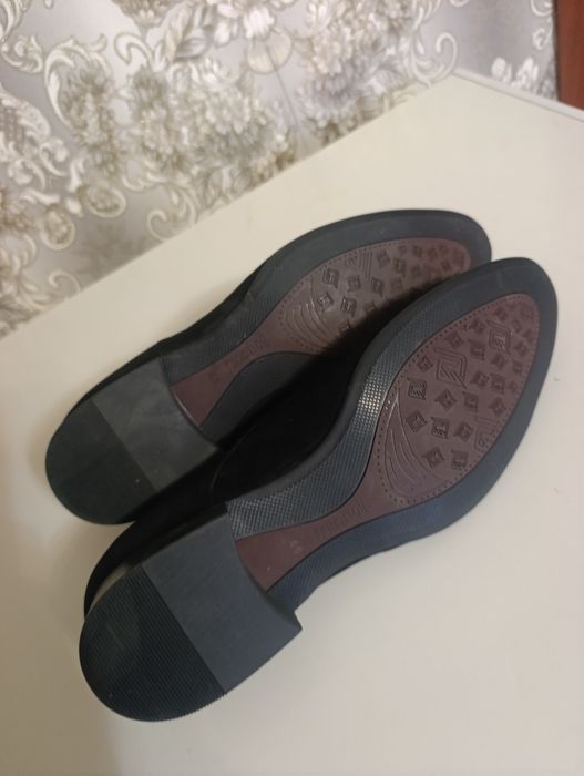Продам обувь, туфли, замш