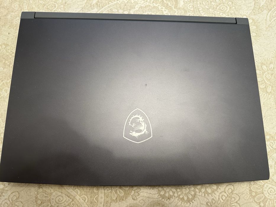 Ноутбук MSI Thin