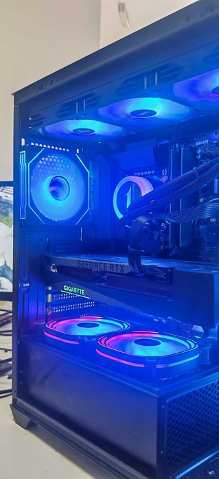 Продавам Супер Геймърски Компютър Intel I5 13600KF 24/20 Core/32Gb D5/1TB SSD/GB RTX 3070TI/Гаранция