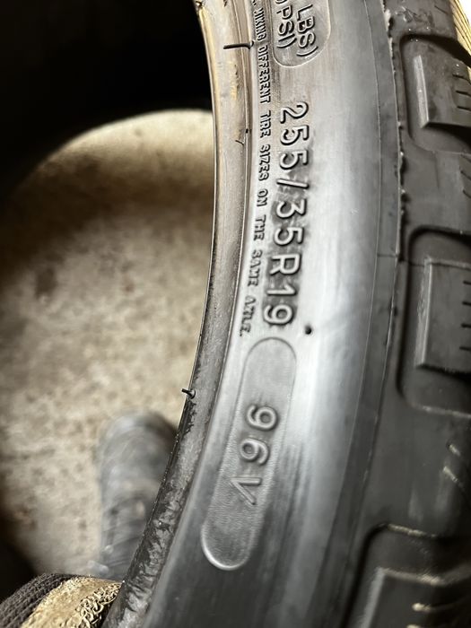 255/35/19-пара шин - зима !