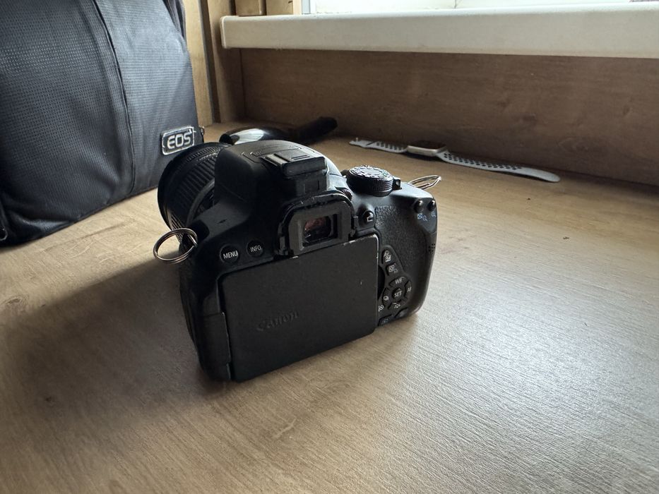 фотоаппарат canon eos 700 d