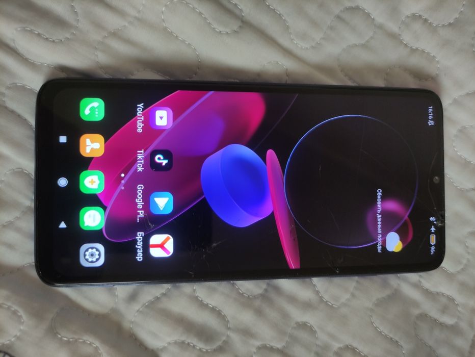 Смартфон Redmi Note 8 pro.