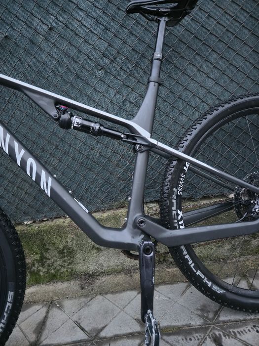 Canyon Lux 29 цола 1x12 XT Fox 34 Карбонов  DT Swiss  капли