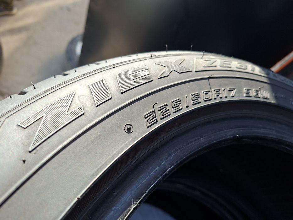 2бр. 225/50/17 Falken Ziex