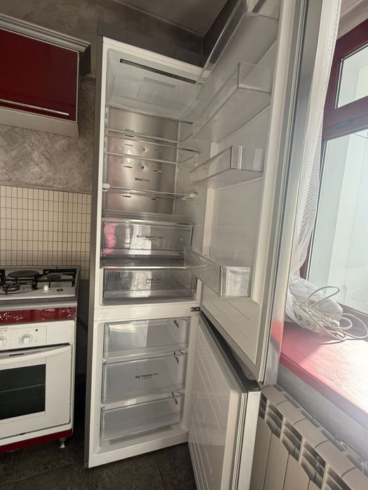 Холодильник LG Smart Inverter