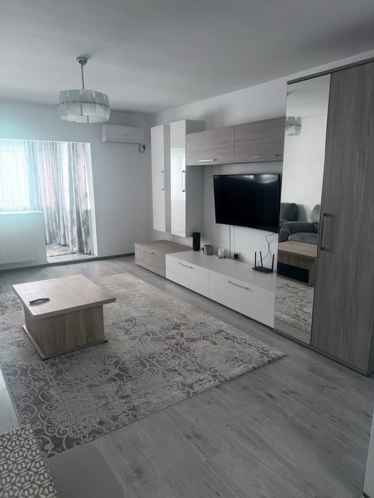 Apartament 3 camere de inchiriat
