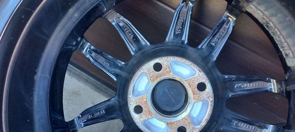 Jante aliaj negre 4X108 R16 Ford RIAL Lucca Diamant-Schwarz Lackiert