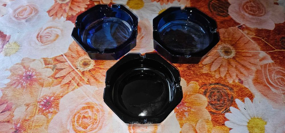 стъклени пепелници, свещници