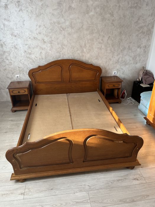 Set mobila calitate foarte buna , urme de uzura