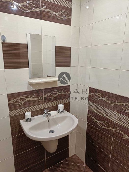 Продава се Тристаен апартамент в Пловдив, Кючук Париж - 84 кв.м за 1761 €/кв.м - Снимка #10